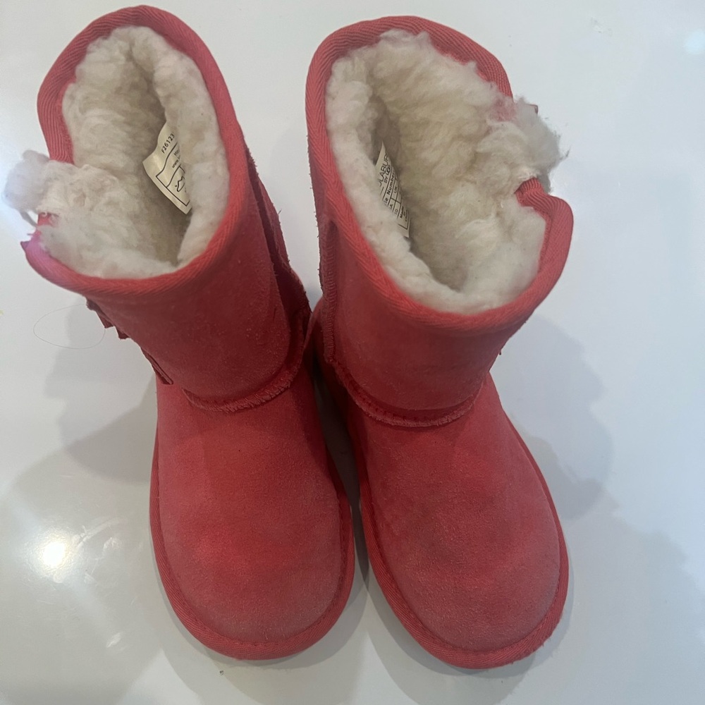 Koolaburra by Ugg - Girls Pink Shearling Boots